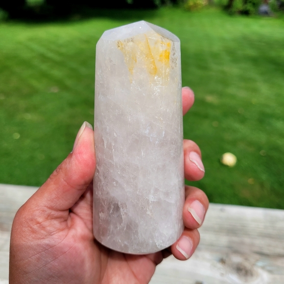 Integration Quartz Crystal Tower - Picture 4 of 9